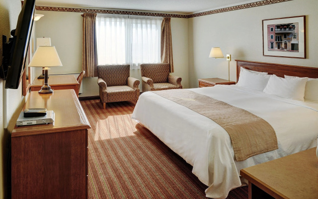 Lakeview Inns & Suites - Brandon