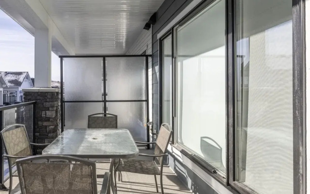 Modern Beautiful Calgary Home