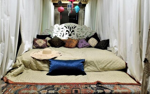 The Desert Pearl - Private Pool & Spa!