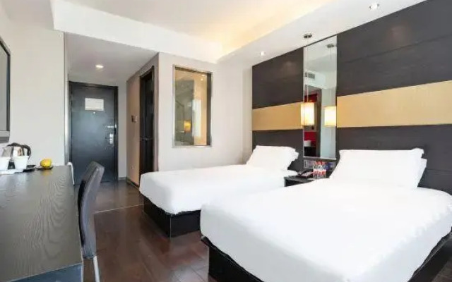 Orange Hotel ((Nanjing Museum Ming Palace Subway Station Hotel)
