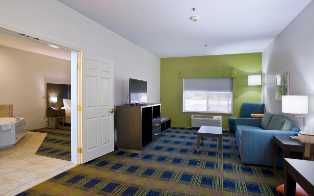 Holiday Inn Express Hotel & Suites Vermillion by IHG