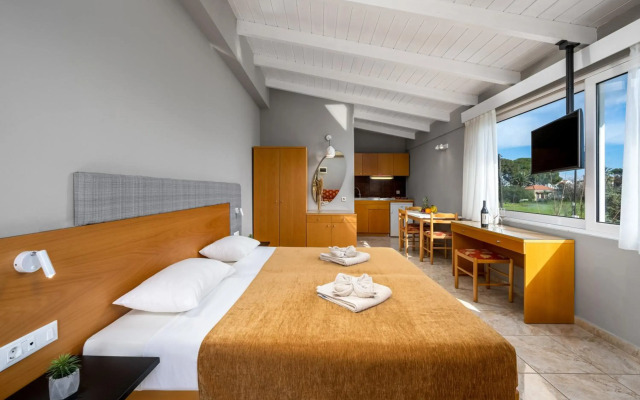 Sunday Hotel