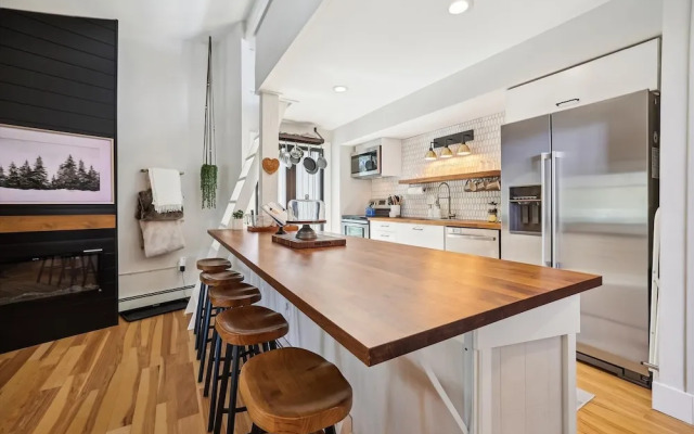 Gold Camp 54 2 Bedroom Condo