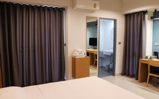 Raveevan Hotel At Umong