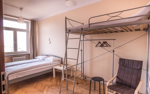 GlobArt Hostel