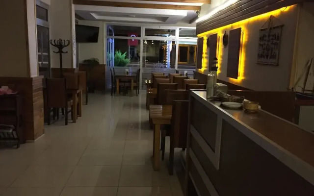 Cansizoglu Hotel