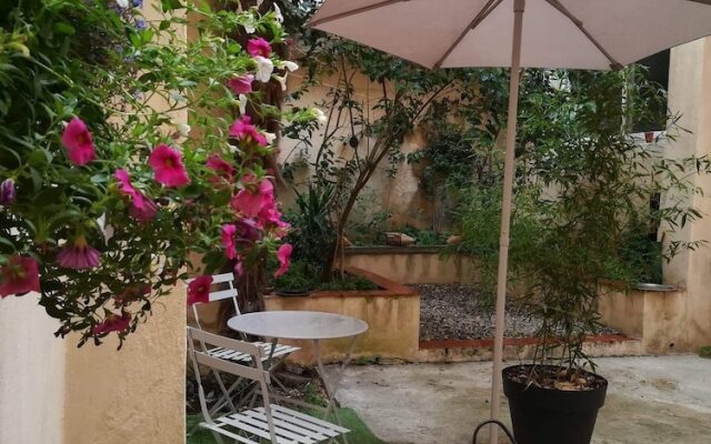 L'Escapade Aixoise Sauna Balnéo Jacuzzi All Inclusive