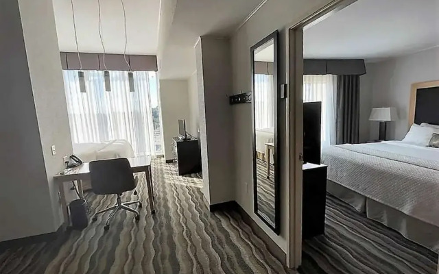 Cambria Suites Avon - Cleveland
