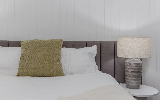 Hamptons White House