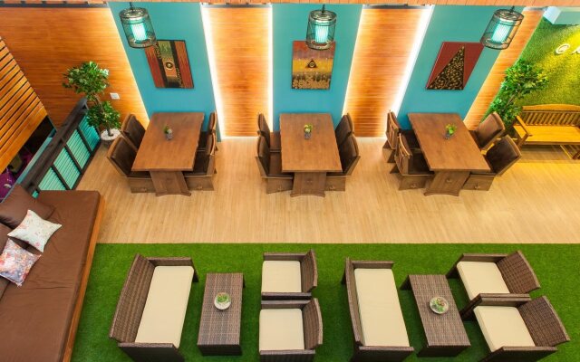 Aukotan Place Hotel
