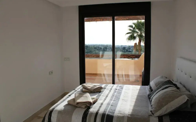Beautiful Flat Near Golf Courses With sea Views