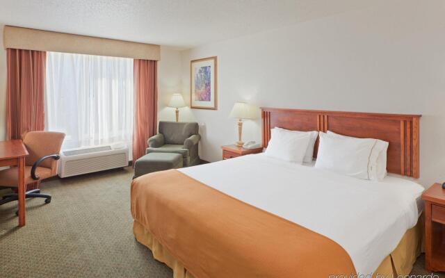 Holiday Inn Express Hotel & Suites Lancaster-Lititz, an IHG Hotel