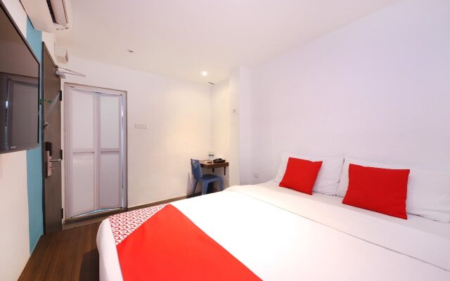 OYO 246 Link Inn (Sanitized Stay)