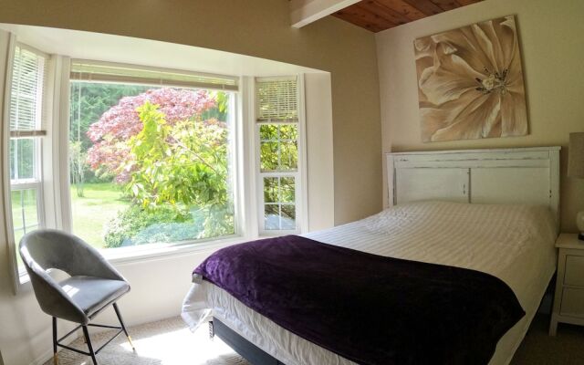 Sea La Vie Rare Peaceful Hidden Gem