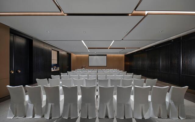 Intercontinental Dongguan by IHG