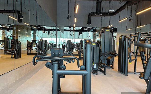 WelHome - Exclusive 2BR Apartment in Downtown Forte