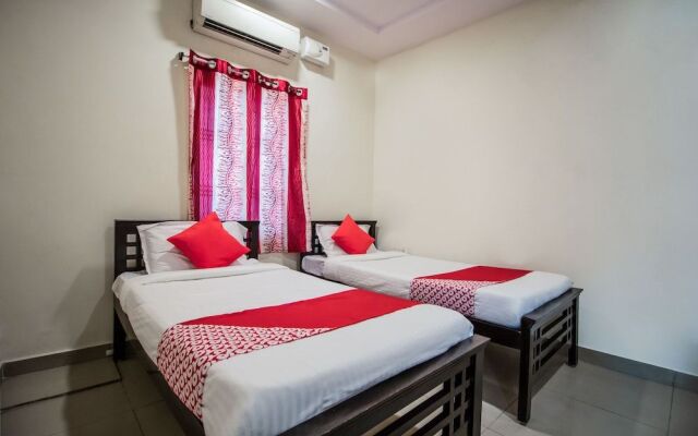 OYO 15739 Hotel Grand Brundavan