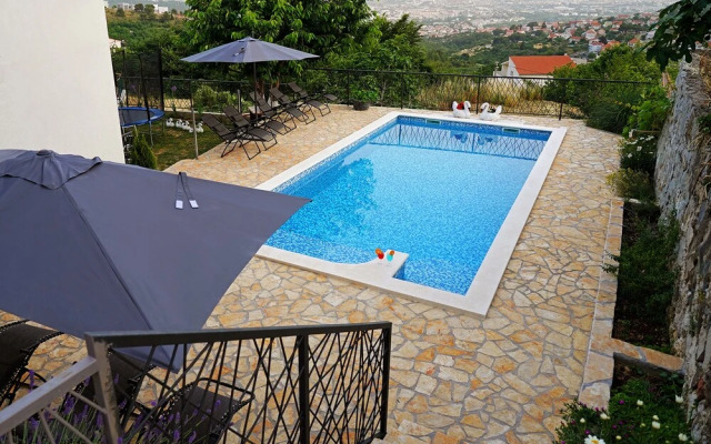 Salona Hills Apartment With Magical View OF Split