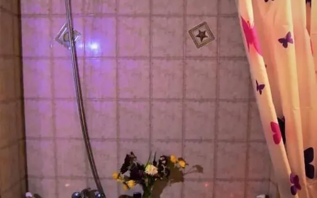 Valenti Holiday House