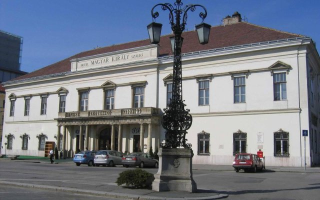 Hotel Magyar Kiraly