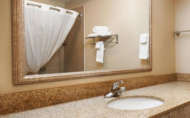 Best Western Henrietta Inn & Suites