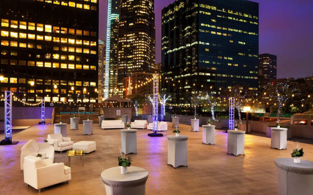 The Westin Bonaventure Hotel and Suites, Los Angeles