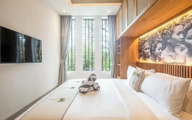 Exquisite 5BR Retreat, 400m From Café Del Mar, AC