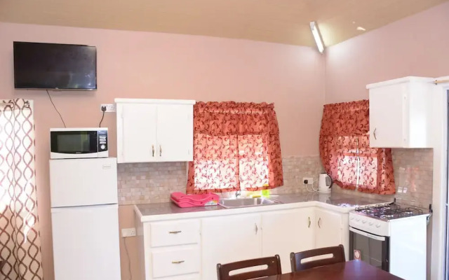 Hillview Apartments and Vehicle Rental