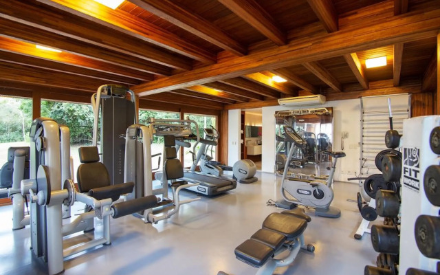 Zendaya Resort Beach Sport & Spa