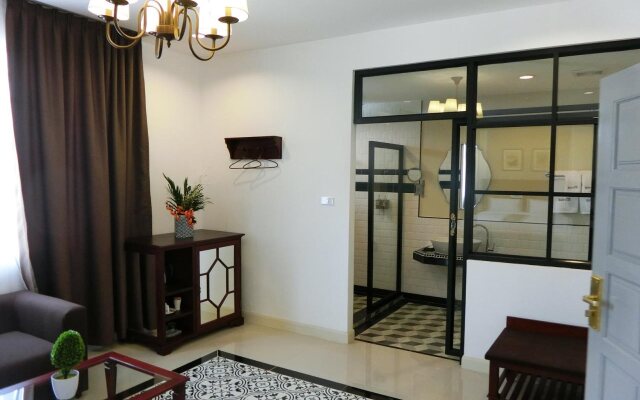 Bloom Boutique Hotel and Cafe