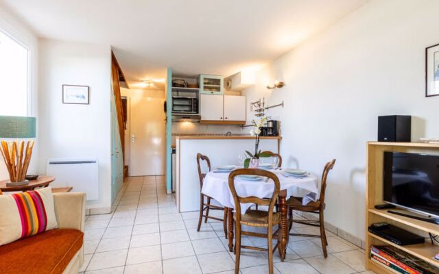 Les Hautes Folies 20775