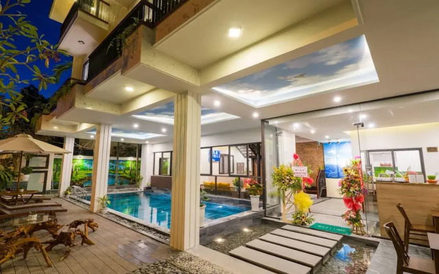 Hoi An Grace River Villa