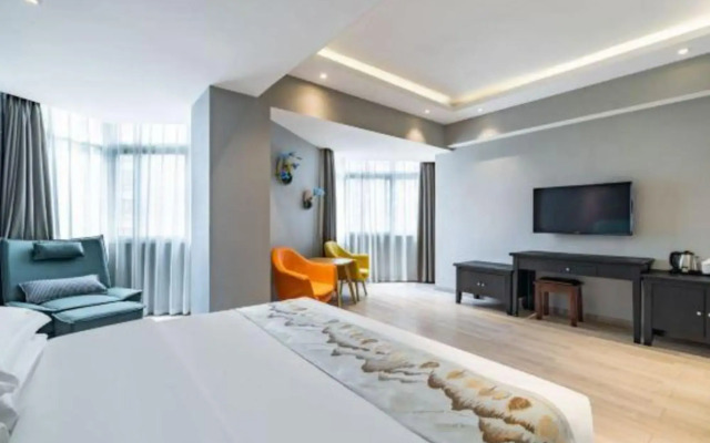 Jinfoshan Hotel (Chongqing Nanchuan Wanda Plaza)