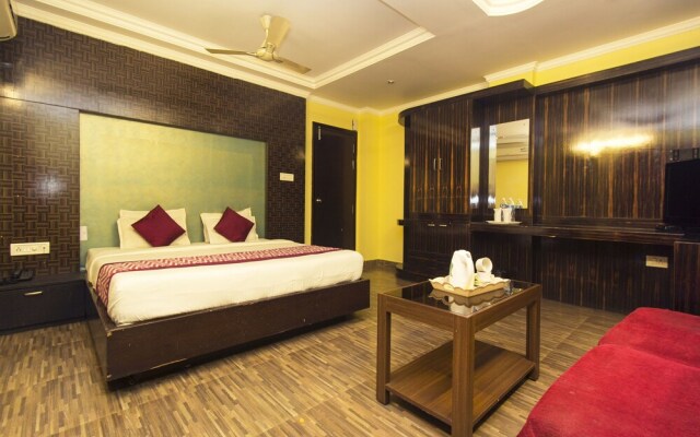 OYO 3076 Hotel Gitanjali Inn