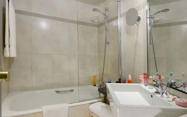 Comfortable Studio With Dishwasher in a Beautiful Residence