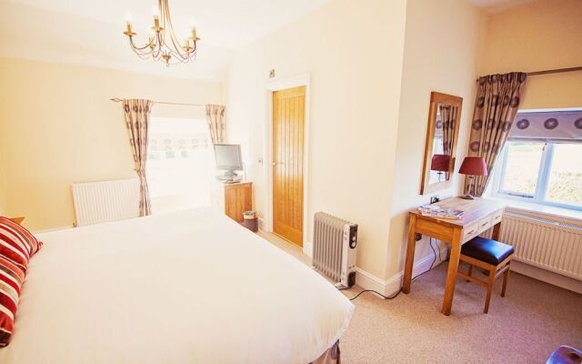 Broncoed Uchaf Country Guest House