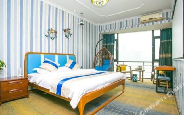 Kongbai Zaowu River-view Holiday Hotel