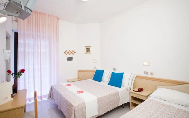 Hotel Cola Frontemare