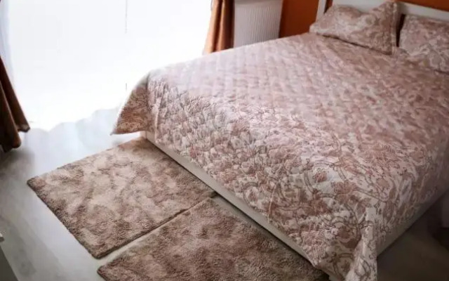 Apartament Golden Rose 2