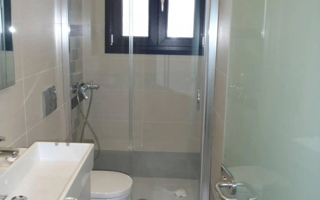 Ilioxenia Studio & Apartments