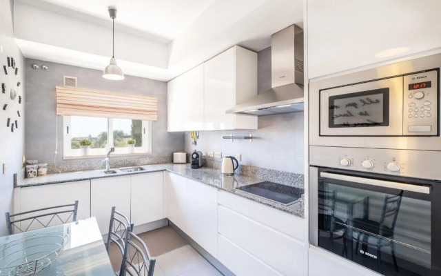 #092 Exclusive Retreat - Unique Holidays