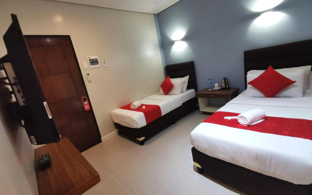 Charms Hotel