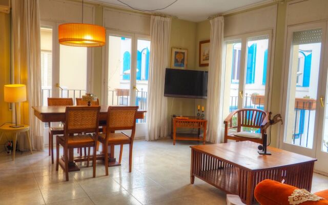 Center Family Apartment