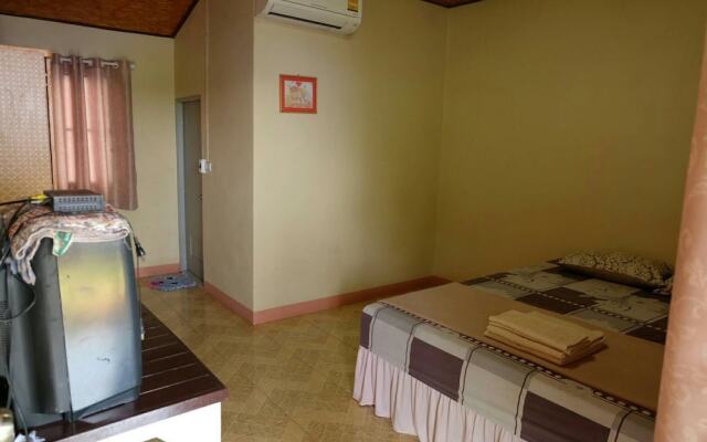 Ruenpinwilai Resort