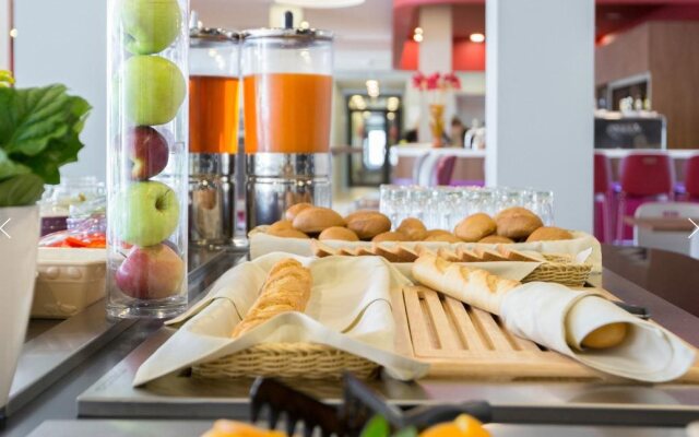 Ibis Haikou Injoy Plaza Hotel