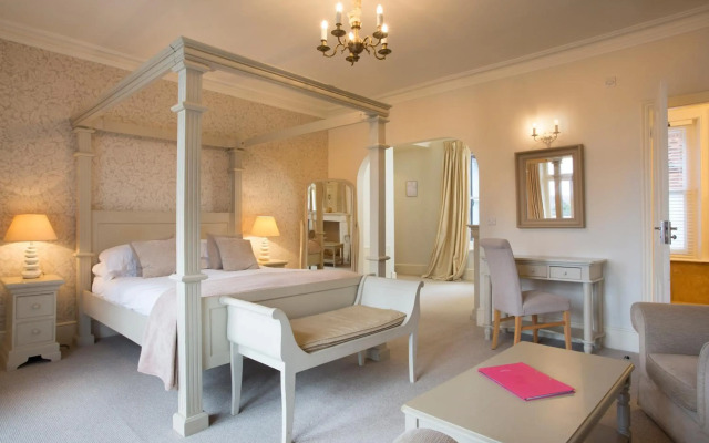 The Bell Hotel