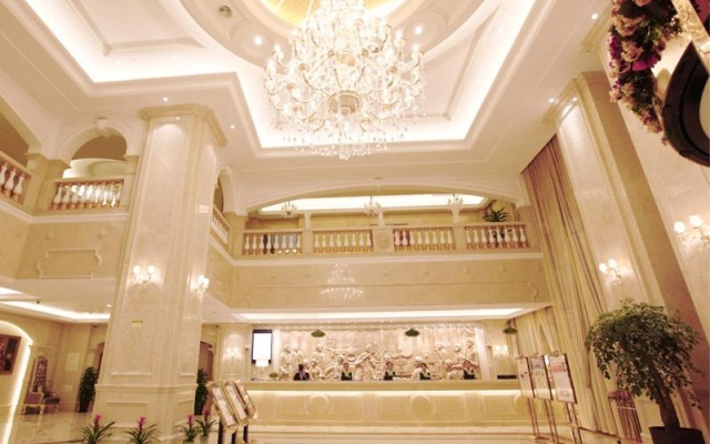 Vienna International Hotel (Shanghai Songjiang Development Zone Sports Center Metro Station) – Lobby – Shanghai