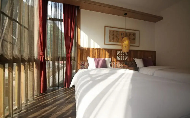 Zhangjiajie One City One Inn