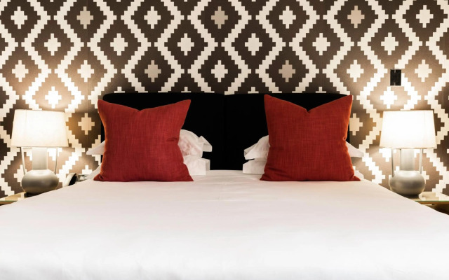 Hallmark Hotel by BON Hotels