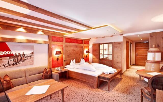 Hotel Berghof Crystal Spa & Sports